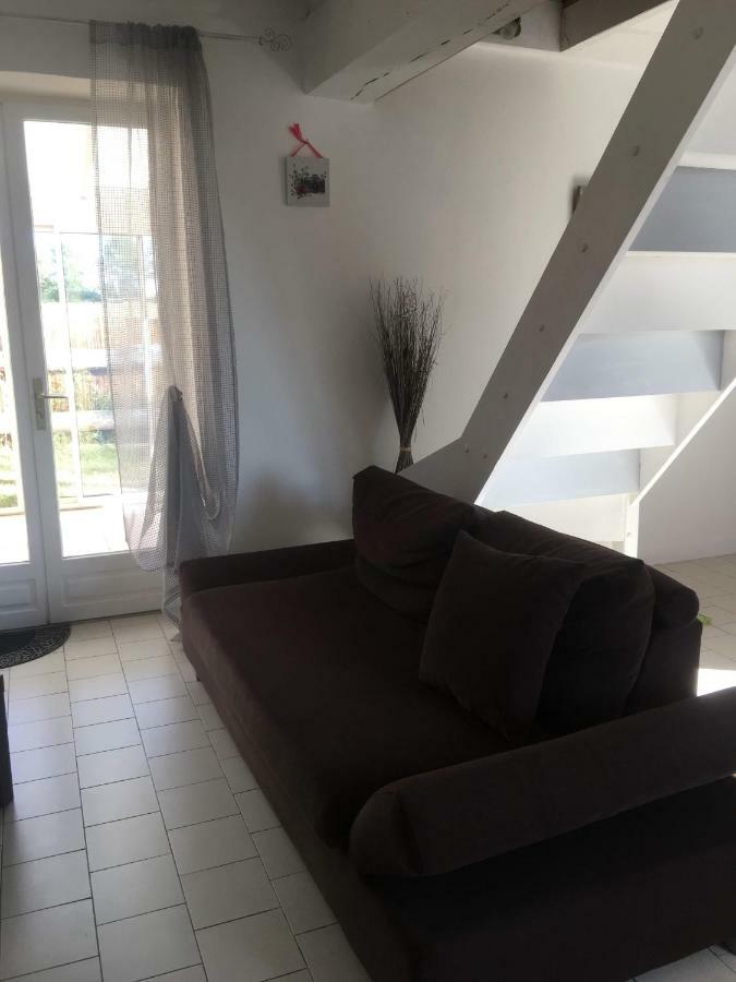Gite Chez Xavier 2Mn Du Circuit 马尼库尔 外观 照片